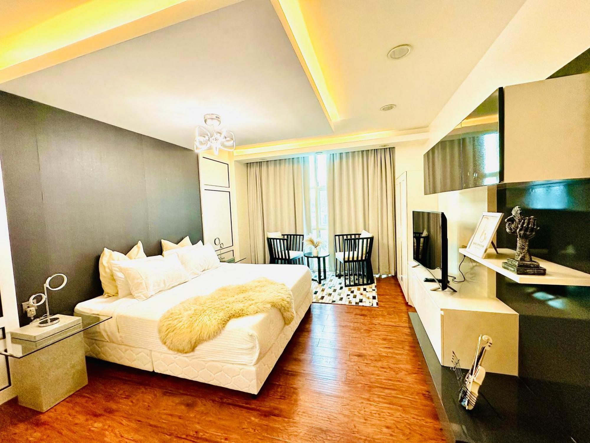 Saxophone Suites Al Al Muharraq Exterior foto